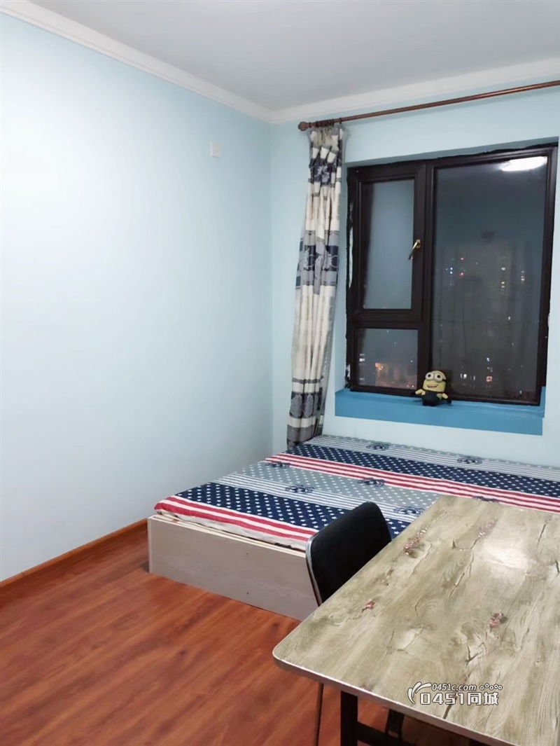 哈西火车站万达附近，高端小区，押一付一，合租水电网都包